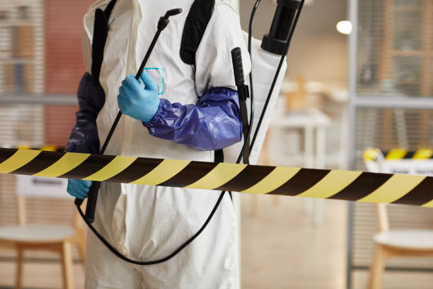 Professional Biohazard technician working in Hope, AR